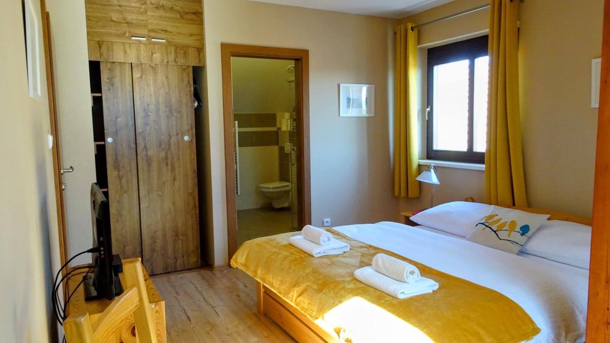Apartman Nesyt Sedlec  Exteriör bild
